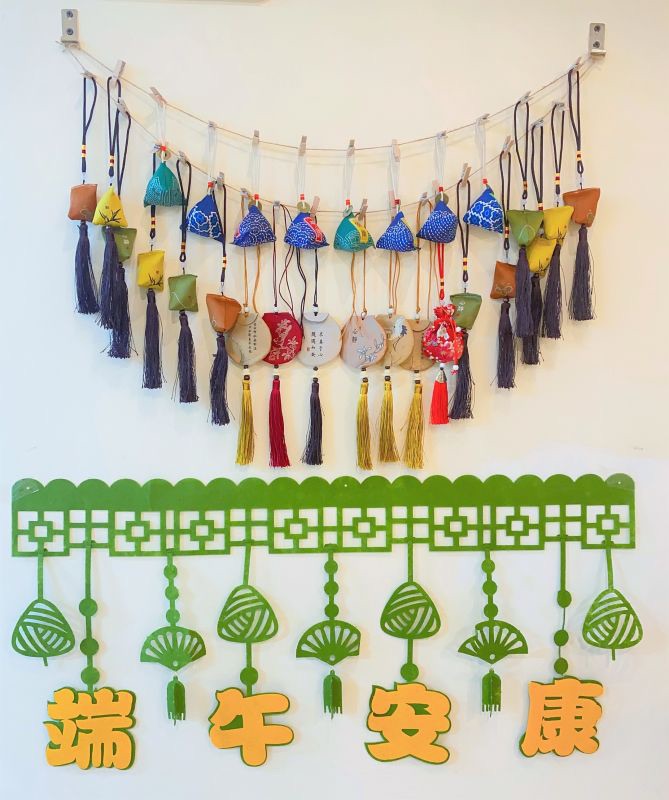 779e05ab-db3f-4579-be16-fee8f9e3770c 779e05ab-db3f-4579-be16-fee8f9e3770c